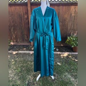 Vintage 70's Louisa Teal Satin Embroidered Floral Puff Sleeve Robe Size Small